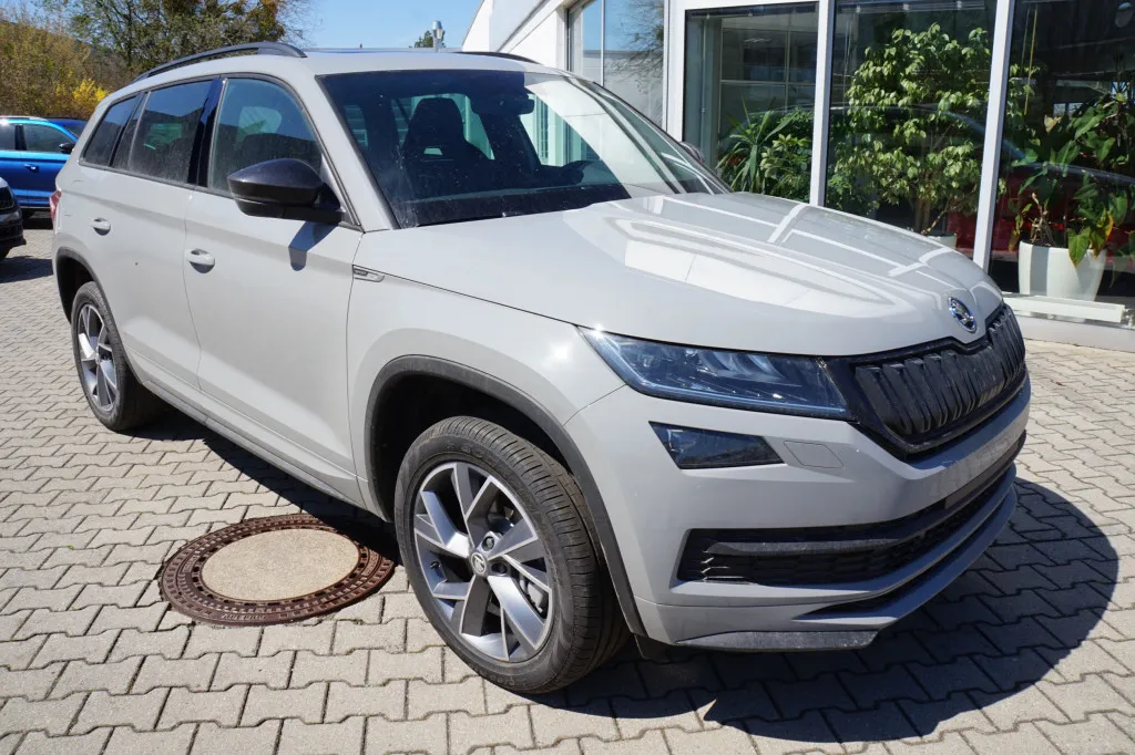 Skoda Kodiaq 2.0 TDI DSG 4X4 SPORTLINE*NAVI*ACC*DAB+ Image 3