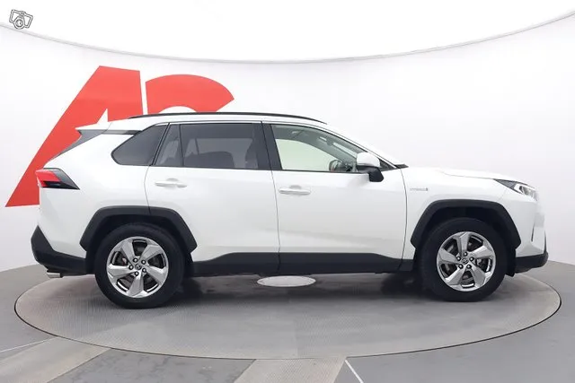 Toyota RAV4 2,5 Hybrid AWD-i Premium - JBL PREMIUM AUDIO / 360 KAMERA / VETOKOUKKU / SUOMI-AUTO / NAHKAVERHOILU / Image 6